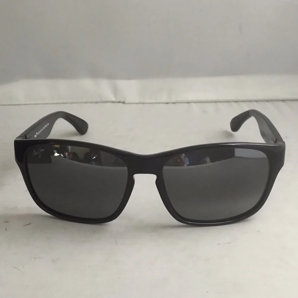 - Maui Jim Mixed Plate 721-02 Black Grey Polarized Unisex Sunglasses